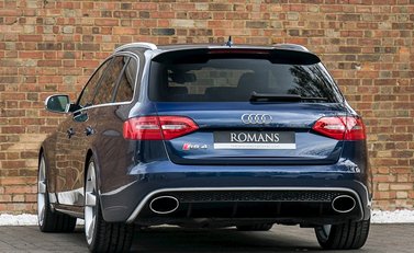 Audi RS4 Avant 3