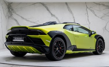Lamborghini Huracan Sterrato 6