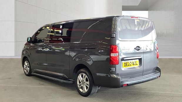 Vauxhall Vivaro Crew Cab AUTO LWB L2H1 Low Roof 3100 Air Con Alloys Sensors Cam Nav EURO 6 6