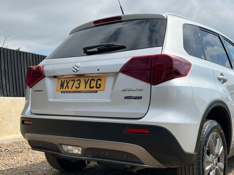 Suzuki Vitara SZ-T 18