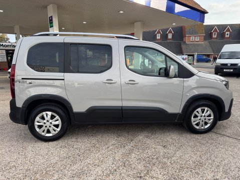 Peugeot Rifter HORIZON RE 4