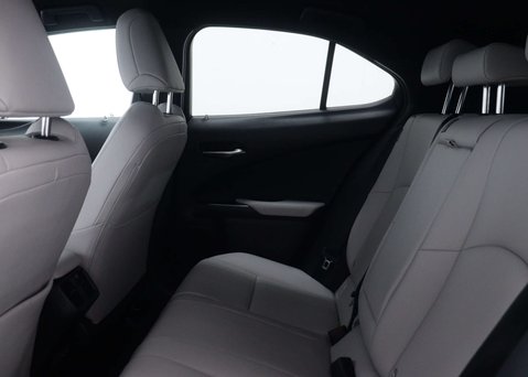 Lexus Ux 2.0 UX 250H F Sport Design 4x2 CVT 5dr 51