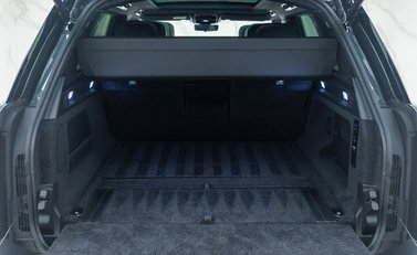 Land Rover Range Rover P530 SV 41