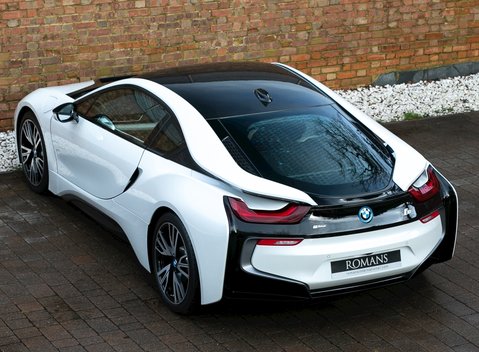 BMW I8 11