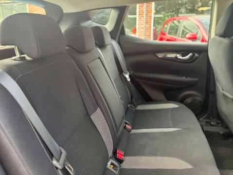 Nissan Qashqai 1.5 dCi Acenta 12
