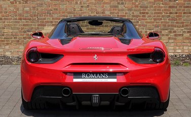 Ferrari 488 Spider 12