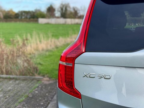 Volvo XC90 2.0 D5 PowerPulse R-Design Auto 4WD Euro 6 (s/s) 5dr 28