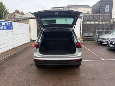 Volkswagen Tiguan 2.0 TDI SE Navigation DSG 4Motion Euro 6 (s/s) 5dr 52
