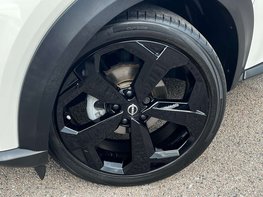 Nissan Juke 1.6 Juke Premiere Edition HEV CVT 5dr 3