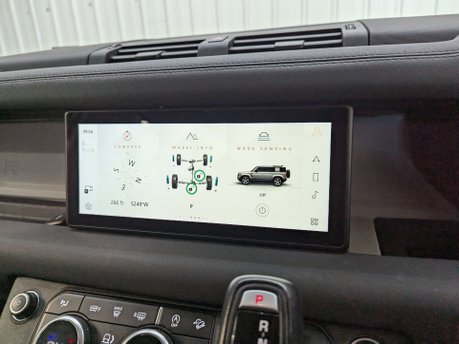 Land Rover Defender 2.0 Defender SE D Auto 4WD 5dr 89