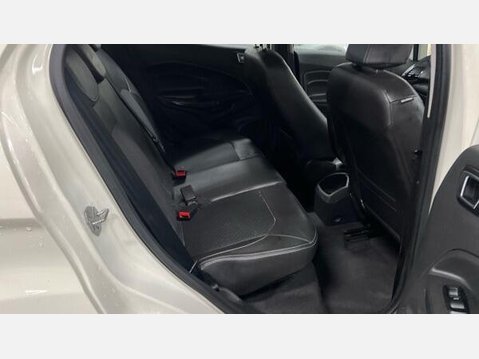 Ford Ecosport 1.0T EcoBoost Titanium 2WD Euro 5 (s/s) 5dr 7