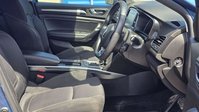 Renault Megane 1.3 TCe Iconic Sport Tourer 5dr Petrol EDC Euro 6 (s/s) (140 ps) 13