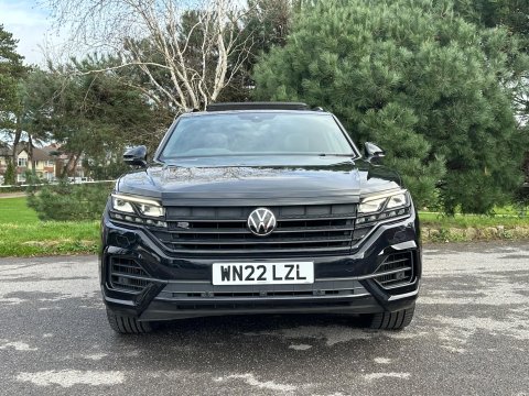 Volkswagen Touareg 3.0 TSI V6 Black Edition Tiptronic 4Motion Euro 6 (s/s) 5dr 27