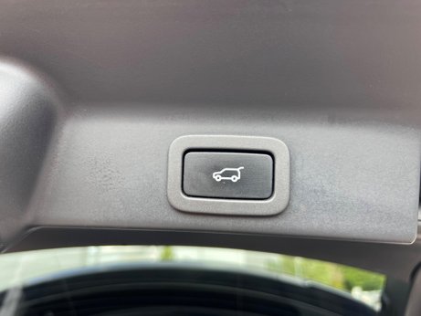 Jaguar F-Pace 2.0 D240 R-Sport Auto AWD Euro 6 (s/s) 5dr 38