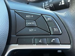 Nissan MICRA 1.0 Micra Tekna IG-T 5dr 52
