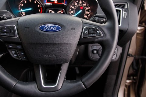 Ford Kuga TITANIUM EDITION 19