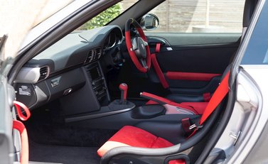 Porsche 911 (997) GT2 RS 15