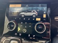 Land Rover Range Rover Evoque 2.0 D200 R-DYNAMIC HSE MHEV 27
