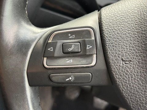 Volkswagen Golf 1.6 TDI Match Euro 5 5dr 18