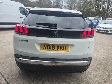 Peugeot 3008 PURETECH S/S ALLURE 4