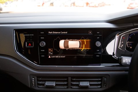 Volkswagen Polo R-LINE TSI 31