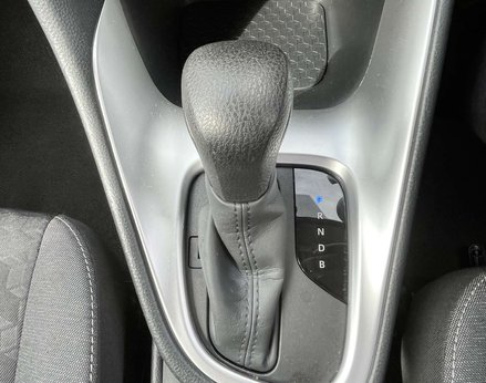 Toyota Yaris 1.5 Yaris Icon HEV CVT 5dr 50