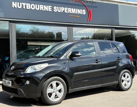 Toyota Urbancruiser 1.3 VVT-I Petrol 6 Speed Manual - 1 OWNER - 15 TOYOTA STAMPS - 51,000 MILES 1