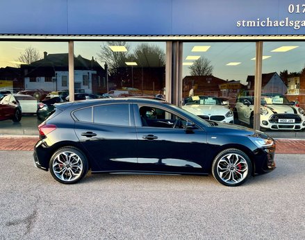 Ford Focus 1.0 Focus ST-Line X MHEV Auto 5dr 10