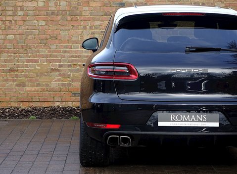 Porsche Macan Turbo 14