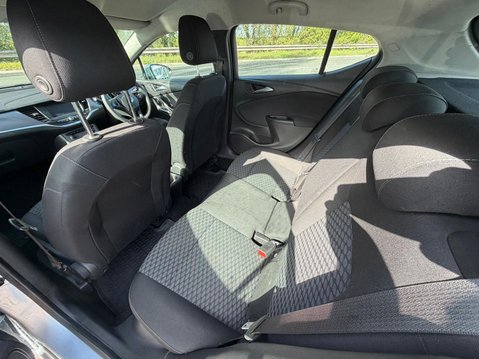 Vauxhall Astra DESIGN CDTI ECOFLEX S/S 17