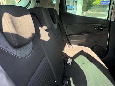 Renault Clio 1.5 dCi Dynamique S MediaNav Euro 5 (s/s) 5dr 21