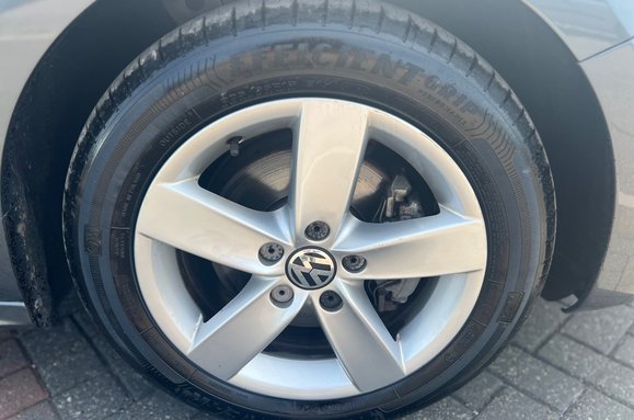 Volkswagen Jetta SE TDI BLUEMOTION TECH £35 ROAD TAX 27