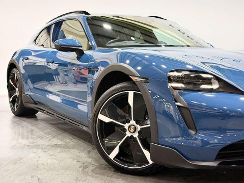 Porsche Taycan Performance Plus 93.4kWh 4S Cross Turismo 5dr Electric Auto 4WD (571 ps) 7
