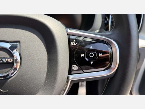 Volvo XC60 2.0 XC60 R-Design Pro T8 Recharge AWD Auto 4WD 5dr 28