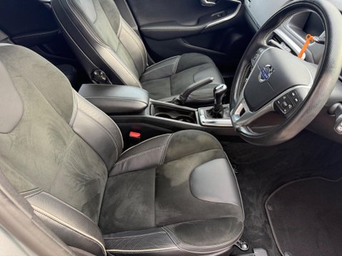 Volvo V40 1.6 T3 R-Design Nav Euro 5 (s/s) 5dr 59