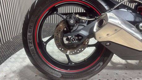 Triumph Street Triple R 2013 13K EXCELLENT CONDITION NEW MOT 675CC TRIPLE 24