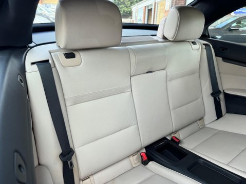 BMW 3 Series 3.0 325i SE Steptronic Euro 5 2dr 24