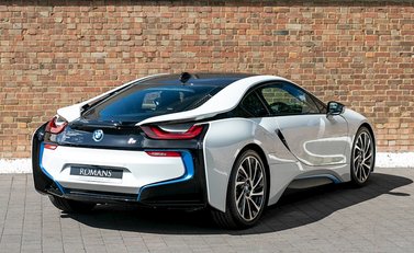 BMW I8 9