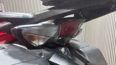 Honda VFR1200F VFR 1200 2014 ONLY 26K LUGGAGE NEW MOT WARRANTY TOURER 45