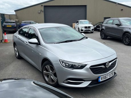 Vauxhall Insignia 1.6 Insignia Tech Line Nav ecoTec TD 5dr 10
