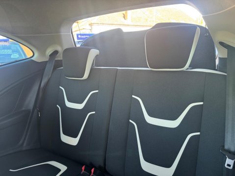 Ford Ka 1.2 Zetec White Edition Euro 6 (s/s) 3dr 27