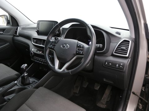Hyundai TUCSON 1.6 GDi SE Nav Euro 6 (s/s) 5dr 21