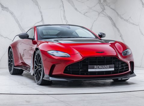 Aston Martin V12 Vantage 6