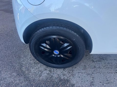 Ford Ka 1.2 Studio Euro 5 3dr 15