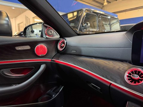 Mercedes-Benz E Class 2.0 E300de 13.5kWh AMG Line Saloon 4dr Diesel Plug-in Hybrid G-Tronic+ Euro 27