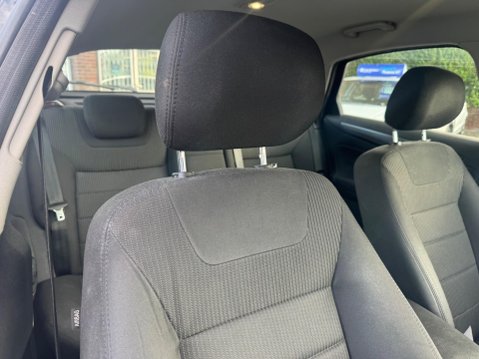 Ford Mondeo 2.0T EcoBoost Titanium Powershift Euro 5 5dr 7