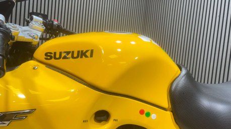 Suzuki GSX 1999 ALL COMPLETE 39K SPARES OR REPAIR PROJECT 600CC 22