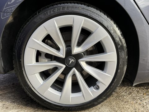 Tesla Model 3 (Dual Motor) Long Range Saloon 4dr Electric Auto 4WDE (346 ps) 15
