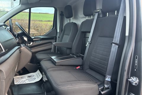 Ford Transit Custom 320 L1 Limited 170 ps Panel Van - Automatic 28
