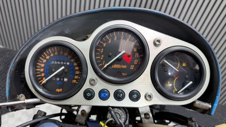 Kawasaki ZRX1200 2002 36K RUNNING PROJECT BIKE SPARES OR REPAIR 1200CC 11